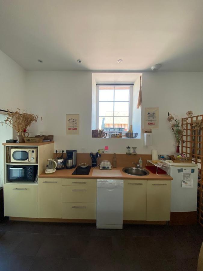 Bed and Breakfast La Metairie Domloup Номер фото